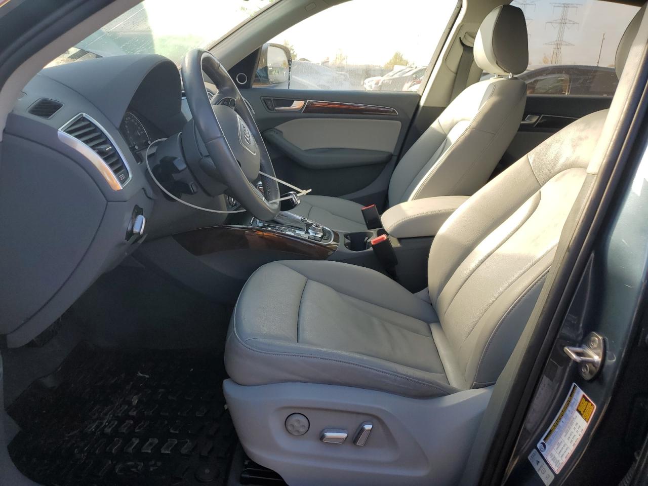 AUDI Q5 PREMIUM PLUS