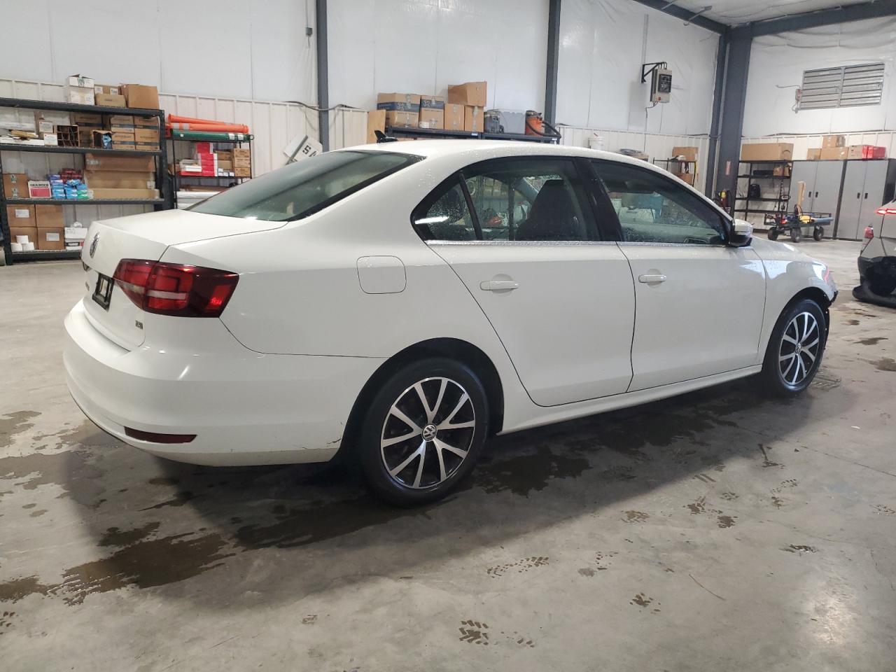 VOLKSWAGEN JETTA SE