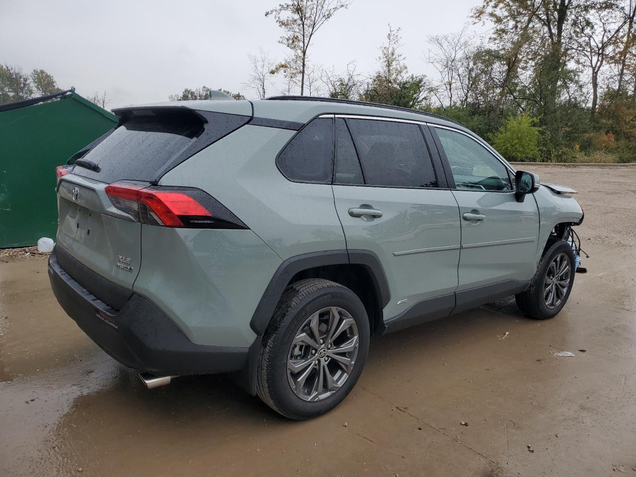 TOYOTA RAV4 XLE PREMIUM