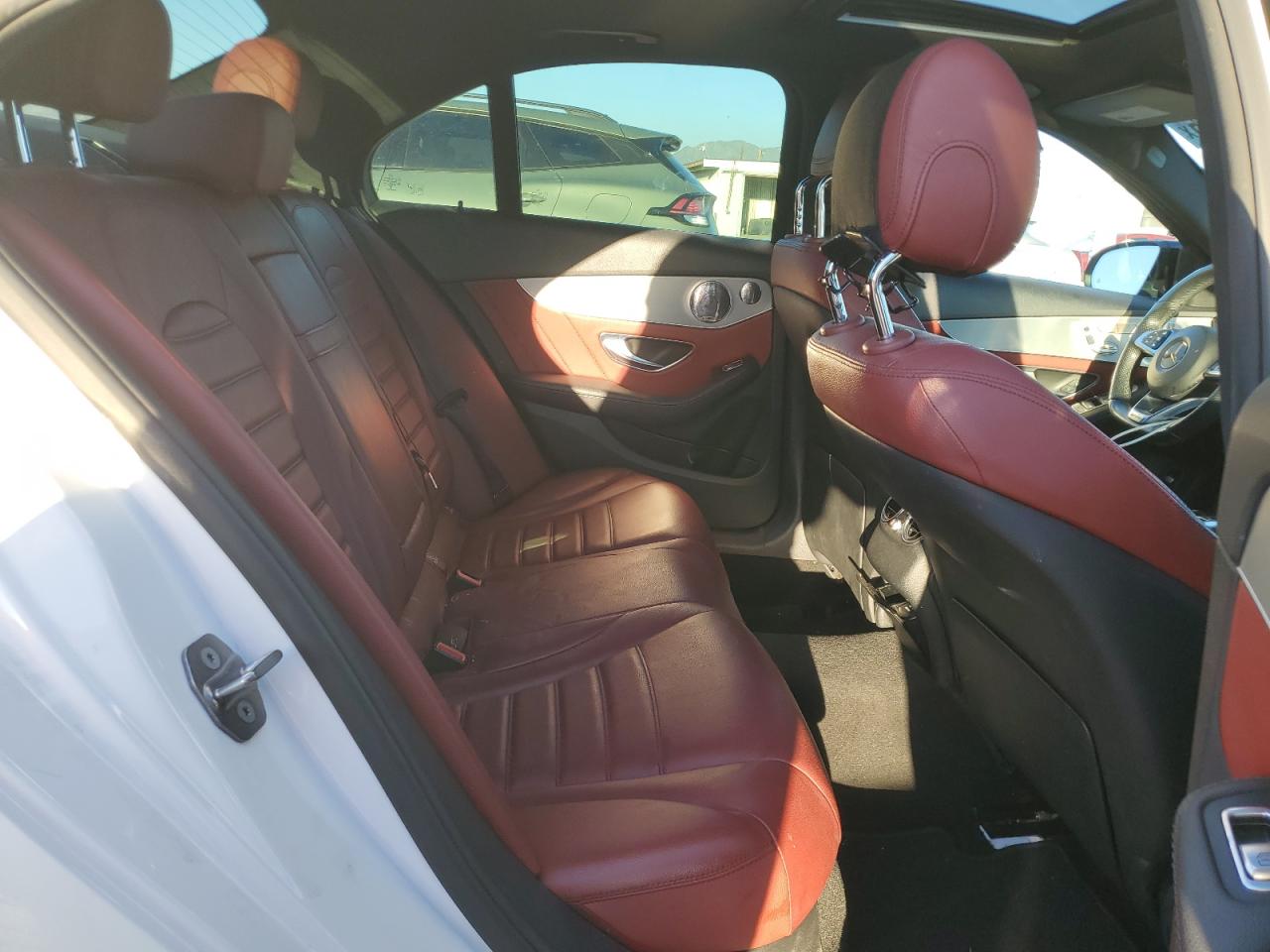 MERCEDES-BENZ C-CLASS 300