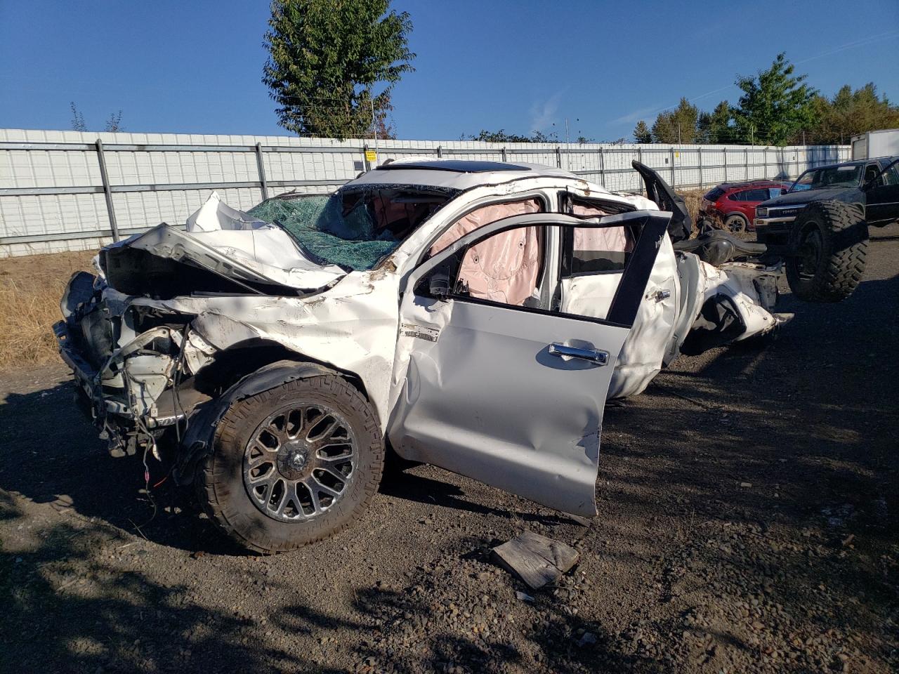 TOYOTA TUNDRA CREWMAX 1794