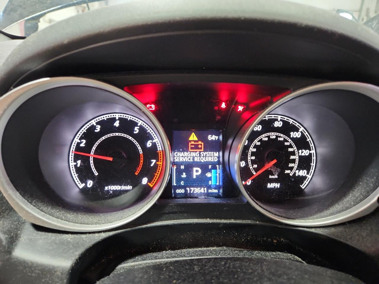 MITSUBISHI OUTLANDER ES