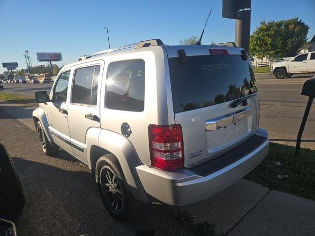 2011 JEEP LIBERTY LI - Inny widok