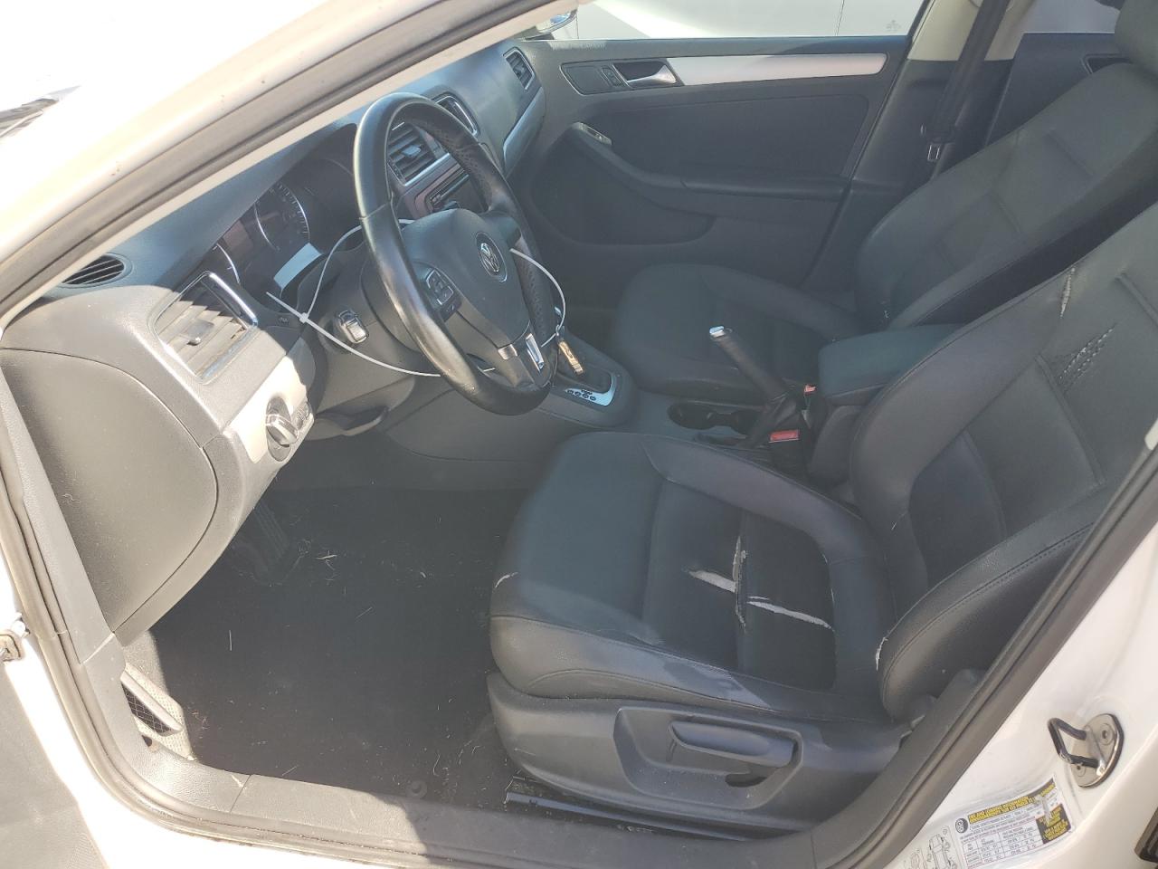 VOLKSWAGEN JETTA SEL