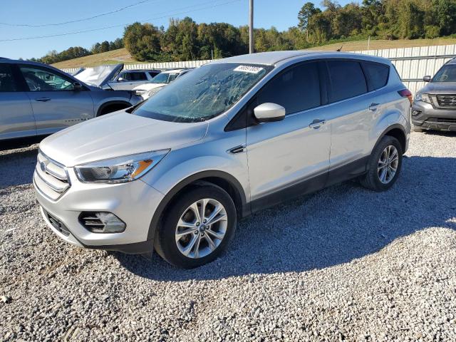 Global Auto Auctions: 2019 FORD ESCAPE SE