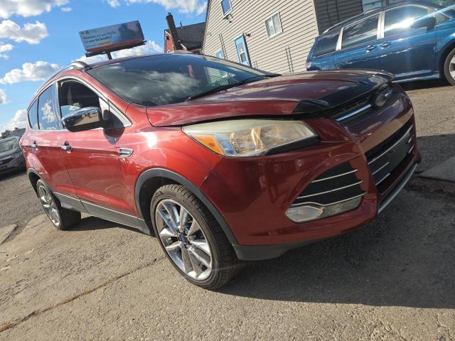 Global Auto Auctions: 2015 FORD ESCAPE SE