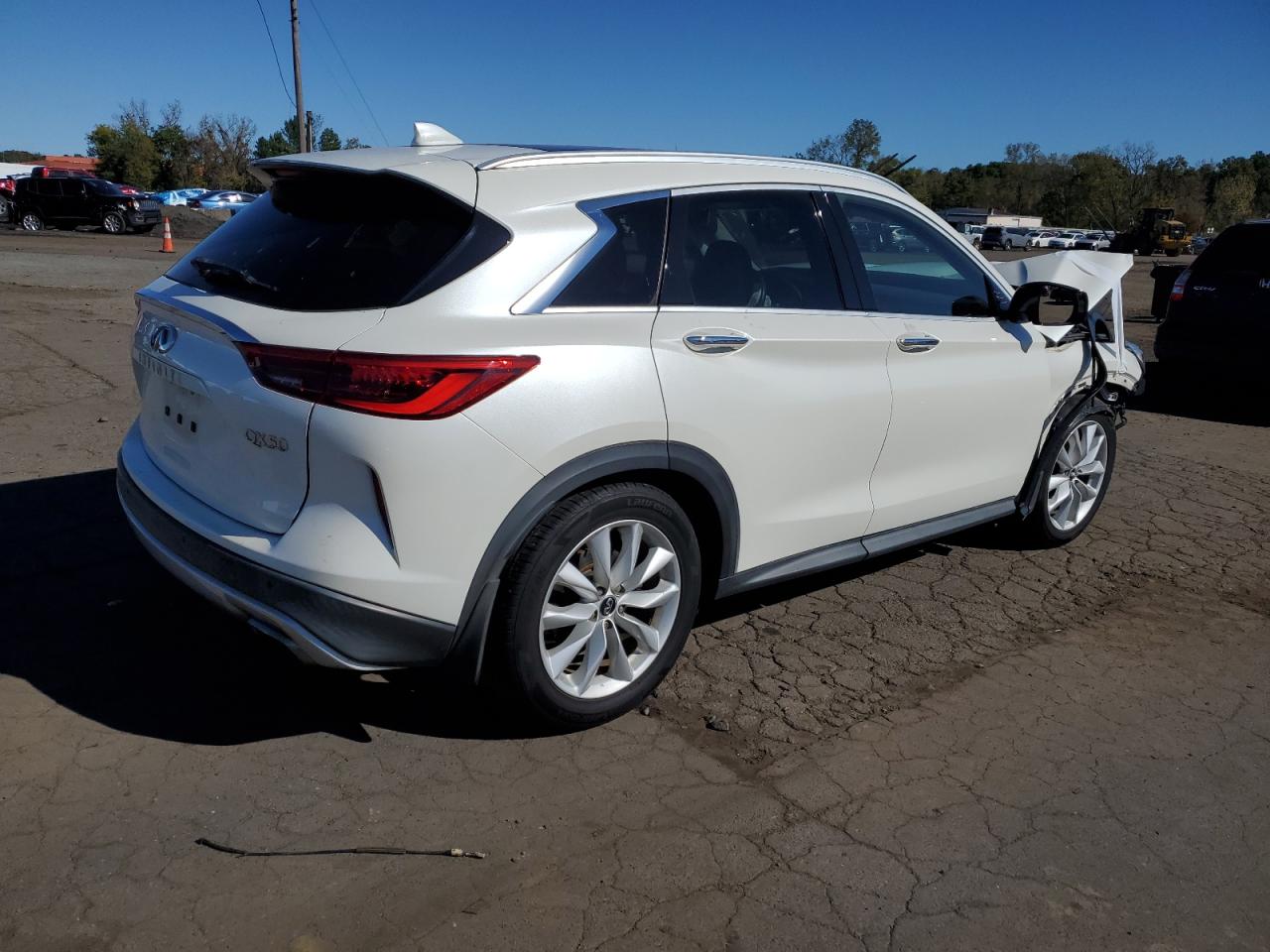 INFINITI QX50 ESSENTIAL