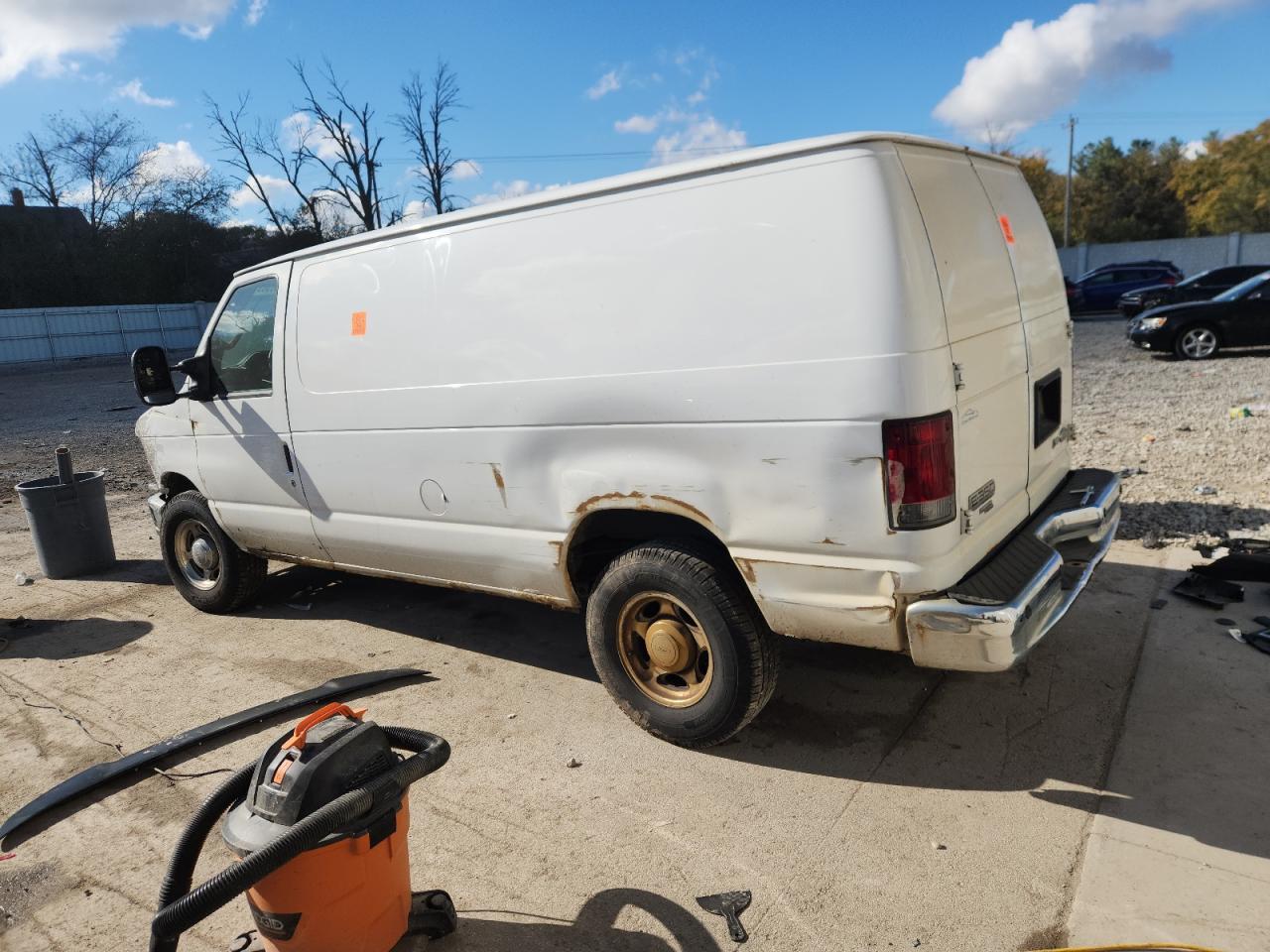 FORD ECONOLINE E350 SUPER DUTY VAN