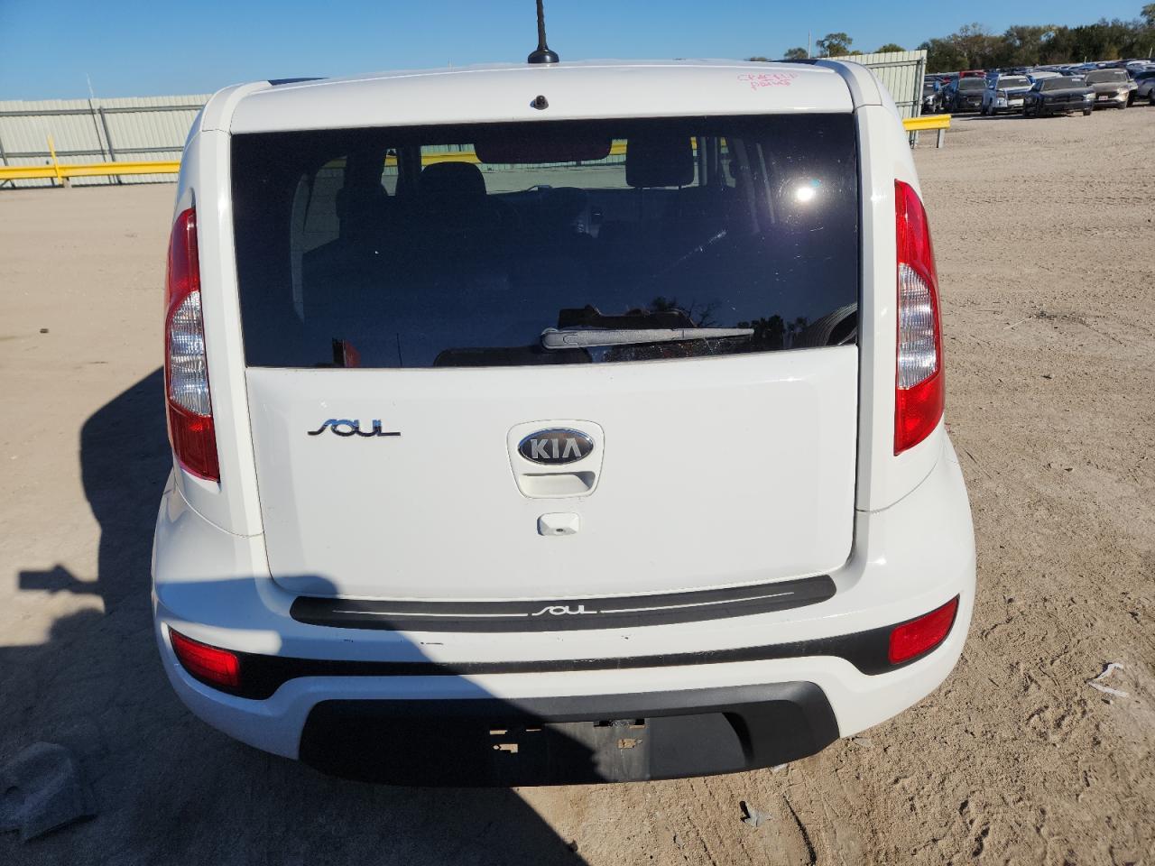 KIA SOUL +