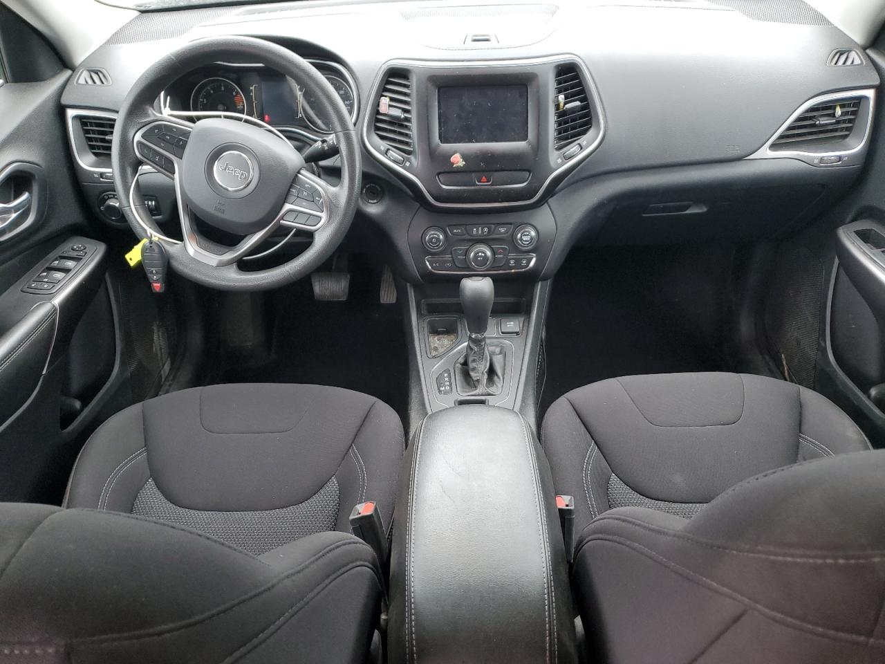 JEEP GRAND CHEROKEE LATITUDE