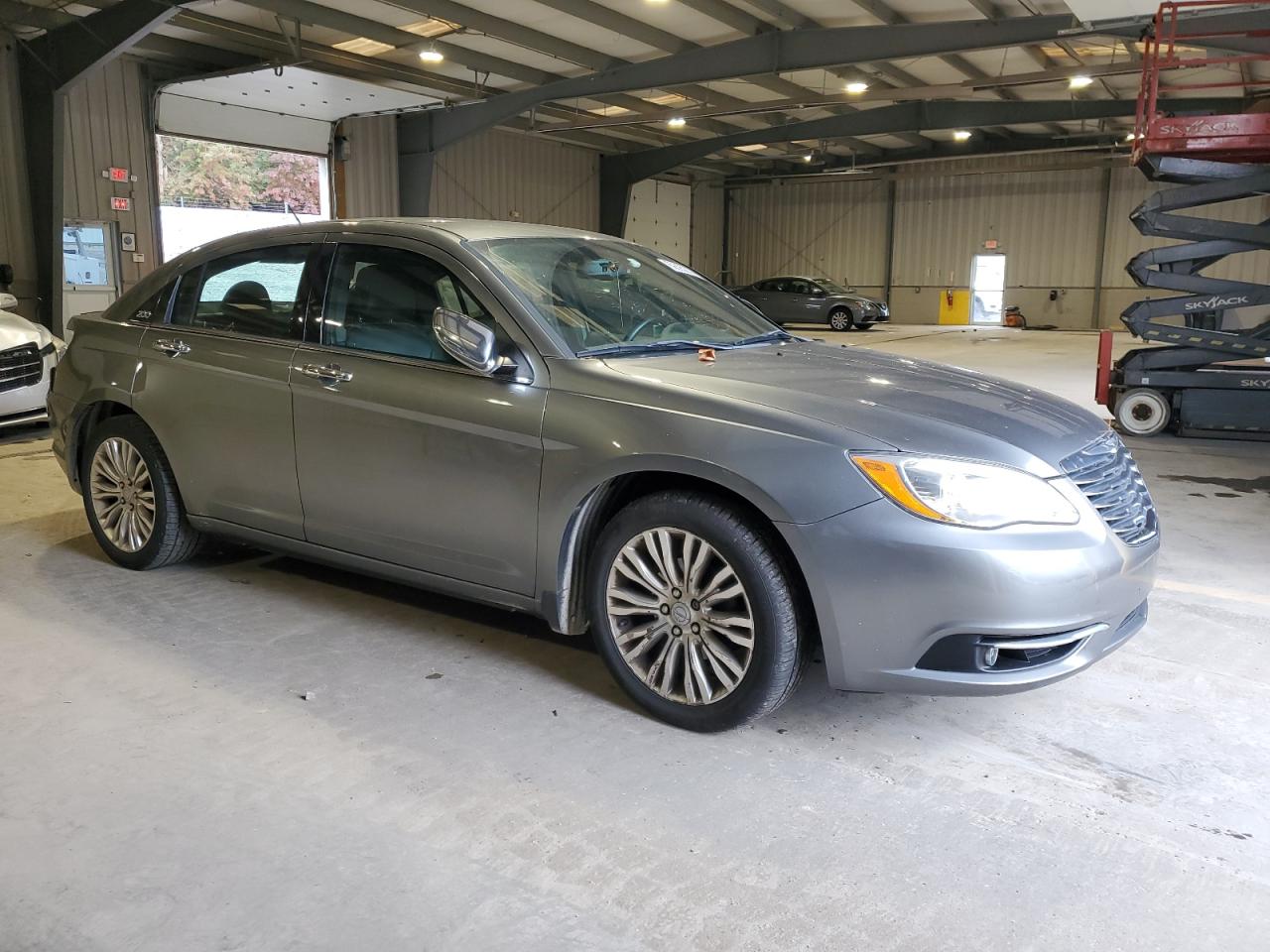 CHRYSLER 200 LIMITED