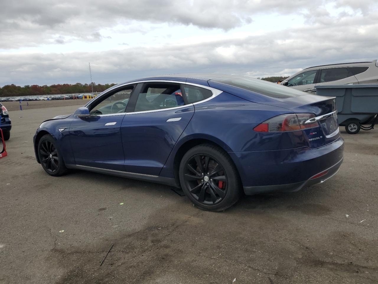 TESLA MODEL S