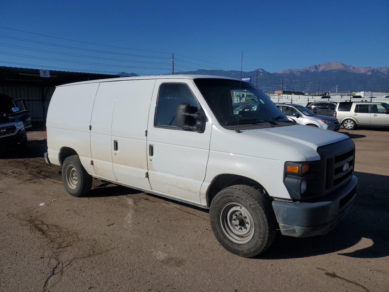 FORD ECONOLINE E250 VAN