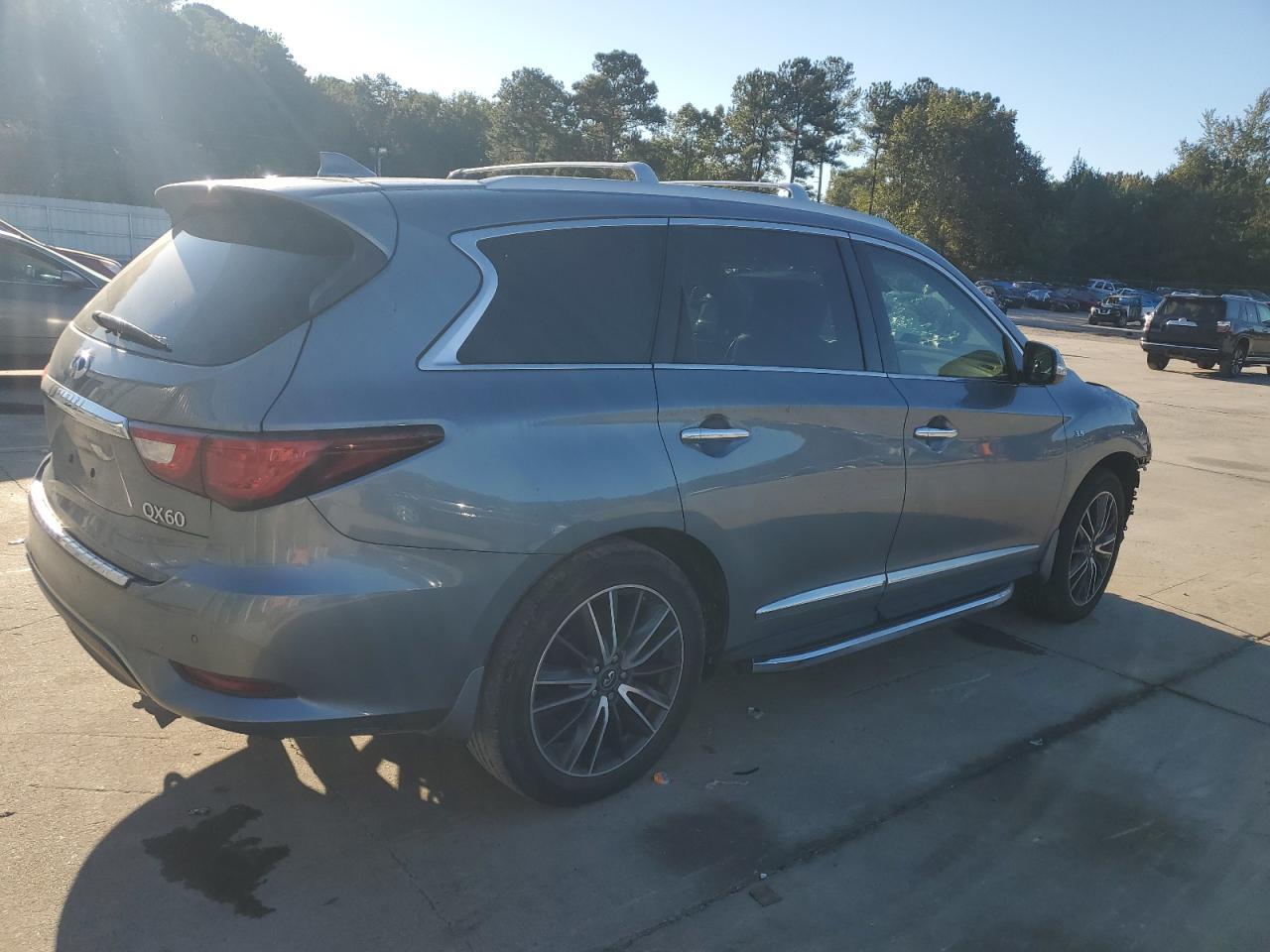INFINITI QX60