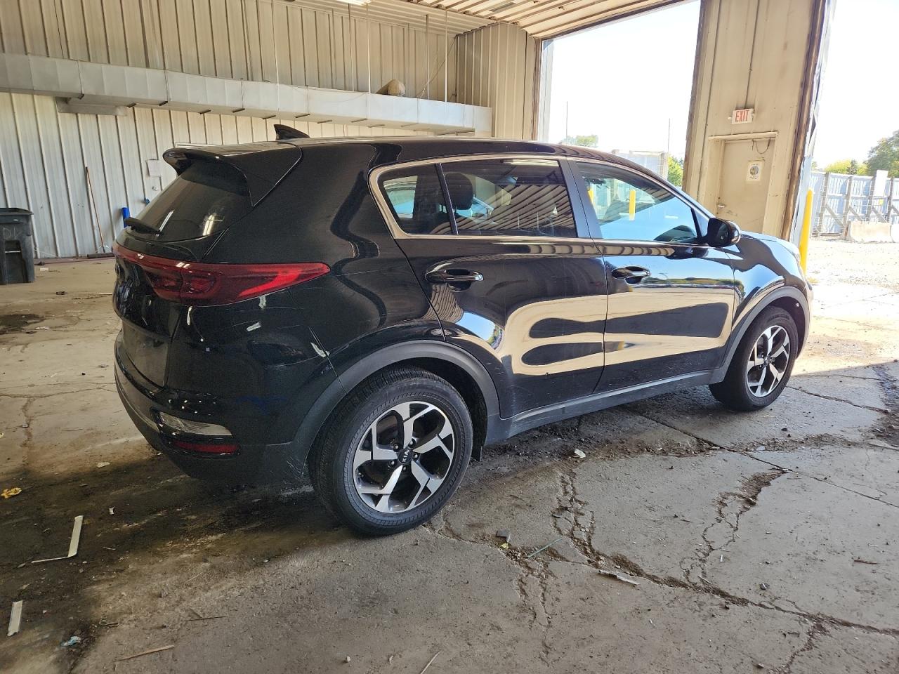 KIA SPORTAGE LX
