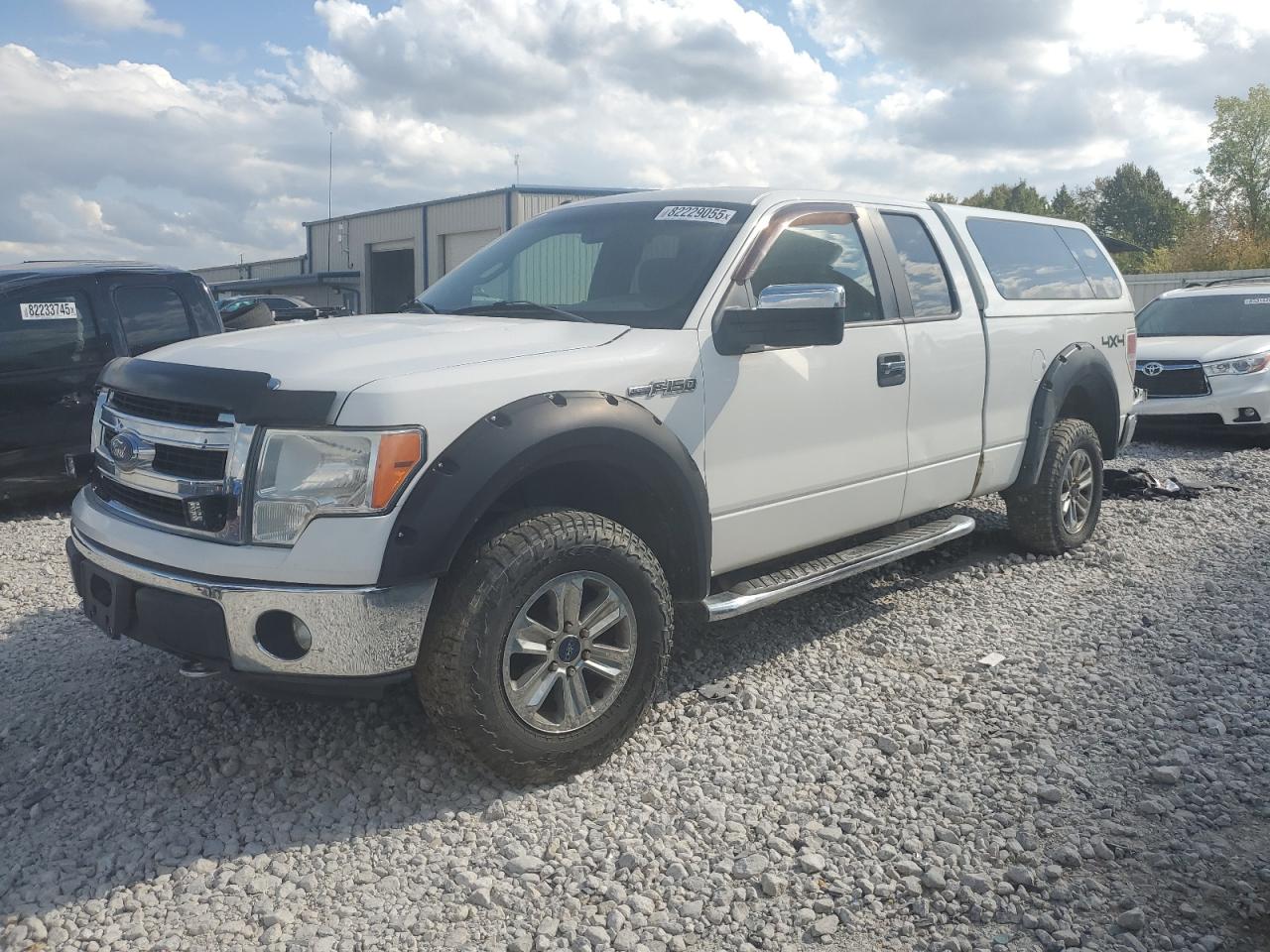 FORD F-150 SUPER CAB