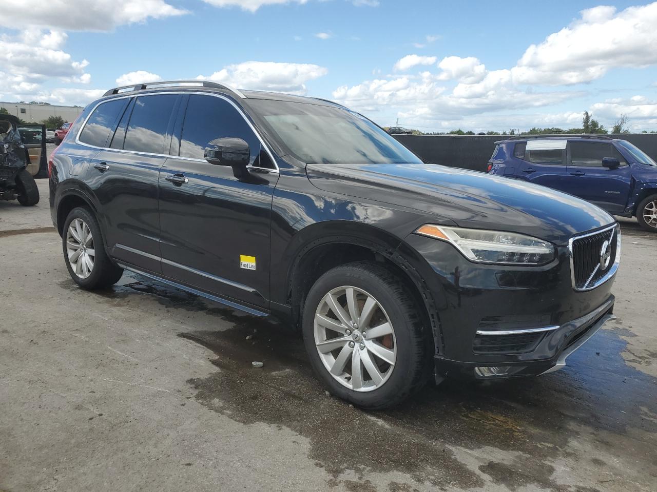 VOLVO XC90 T6
