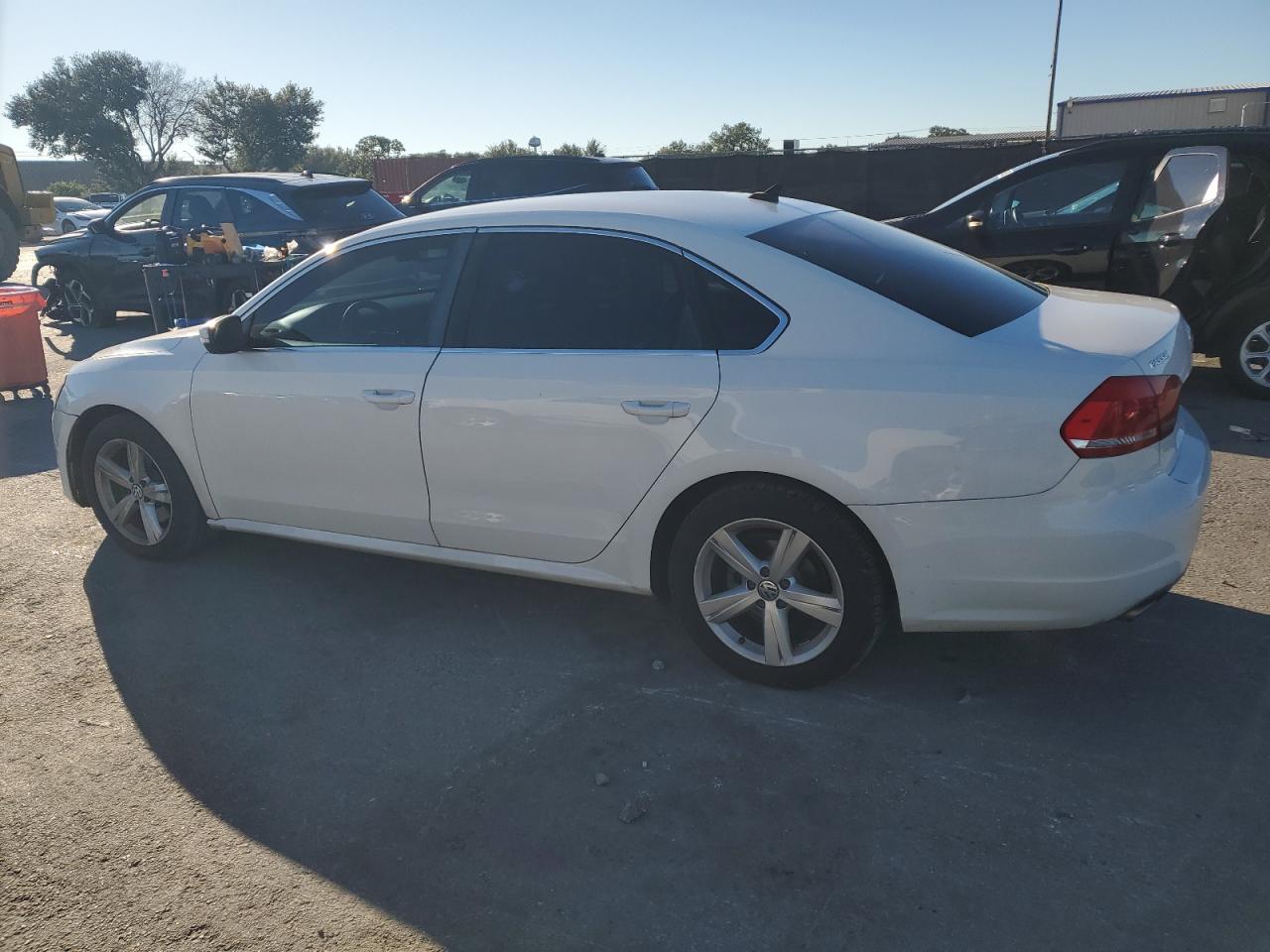 VOLKSWAGEN PASSAT SE