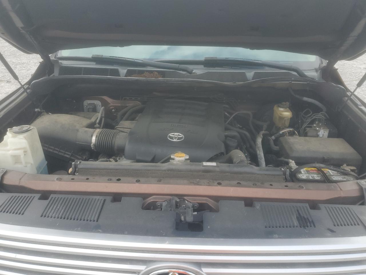 TOYOTA TUNDRA CREWMAX LIMITED