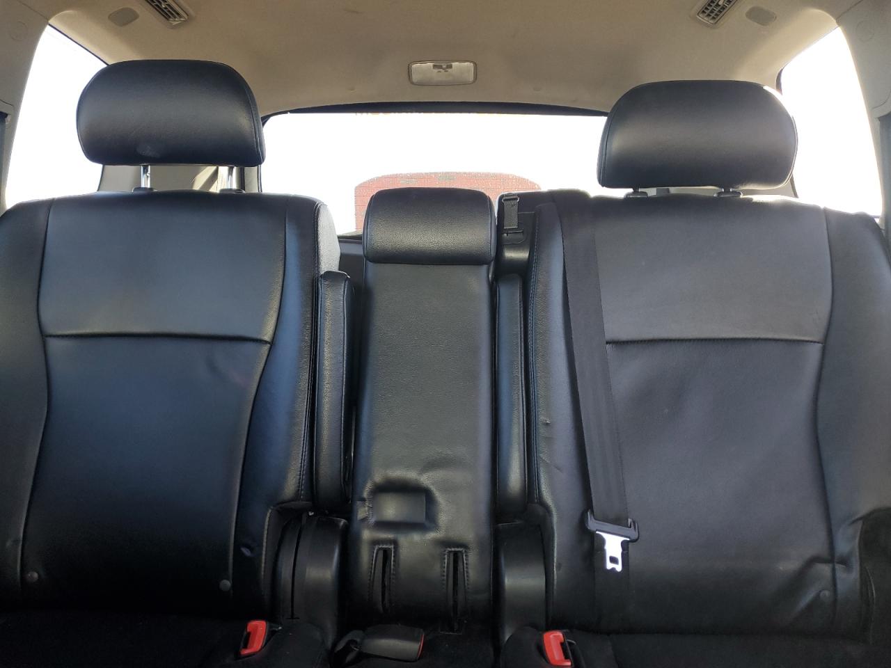 TOYOTA HIGHLANDER BASE