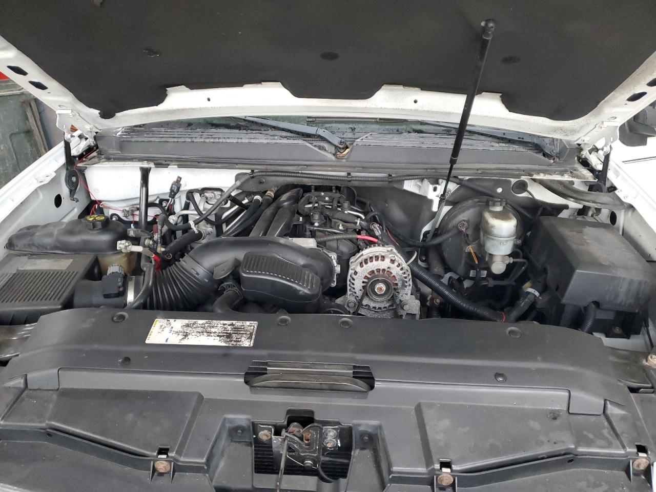 CHEVROLET SUBURBAN C1500 LS