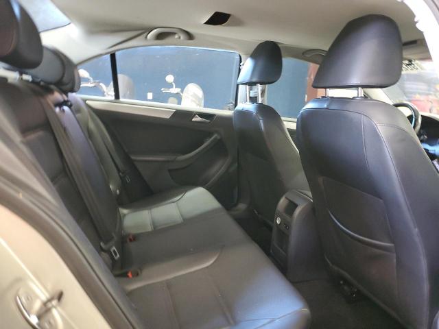 2013 VOLKSWAGEN JETTA SE - 3VWDP7AJ6DM216044