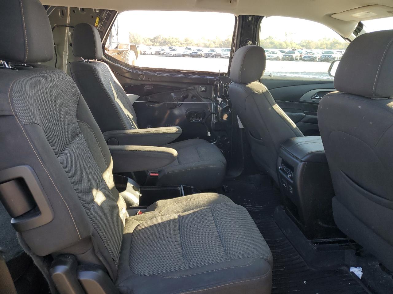 CHEVROLET TRAVERSE LT