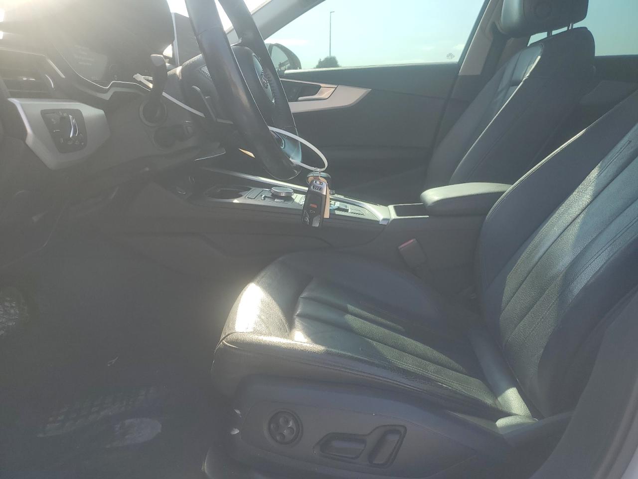 AUDI A4 PREMIUM PLUS