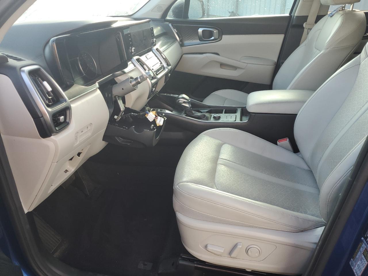 Lot #3290042261 2023 KIA SORENTO S