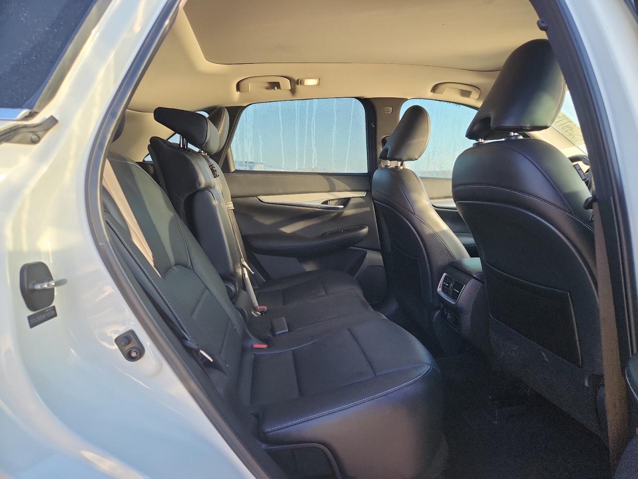 INFINITI QX50 ESSENTIAL