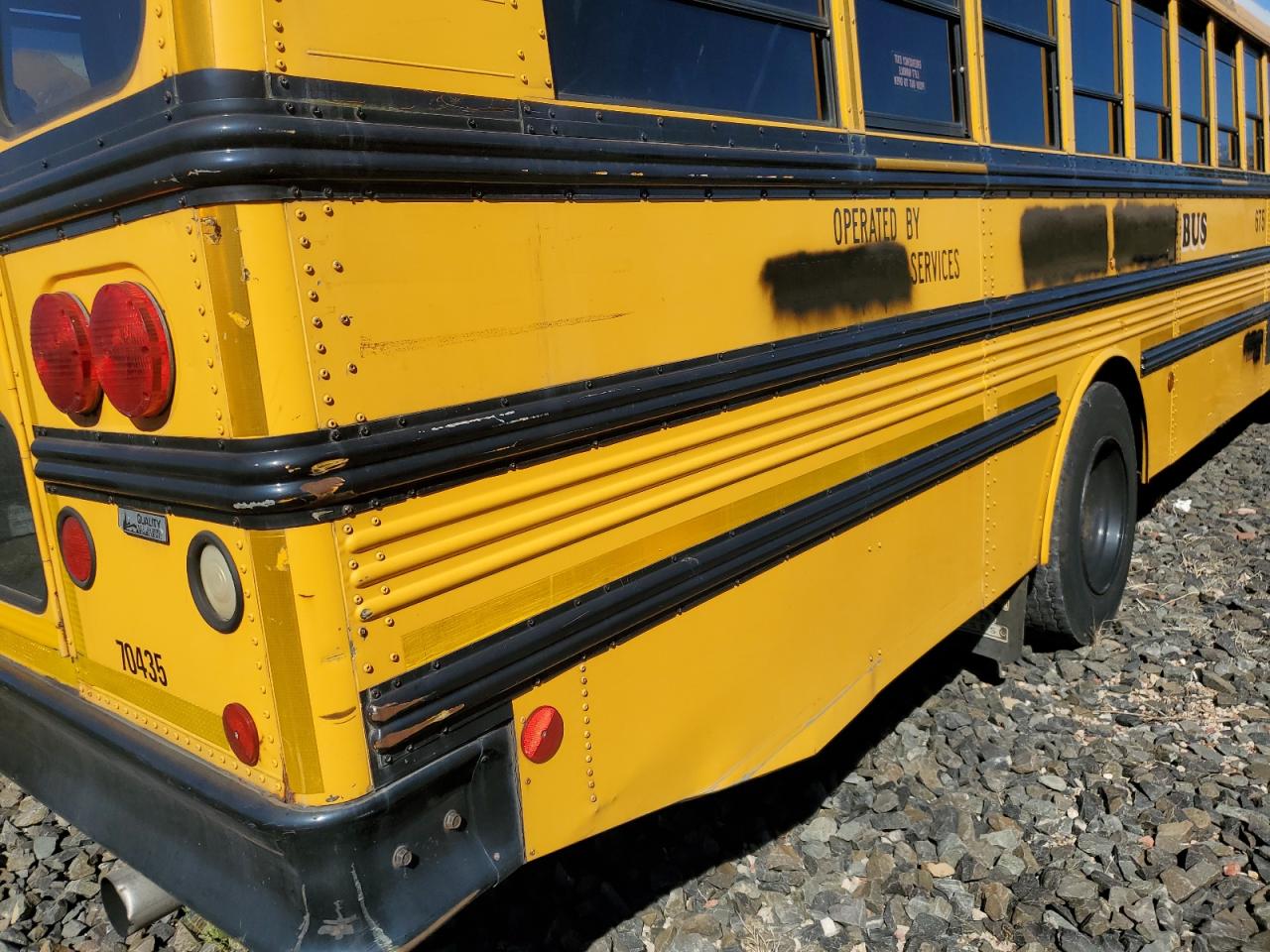 Lot #3282338381 2005 FREIGHTLINER SAF-T-LINER C2