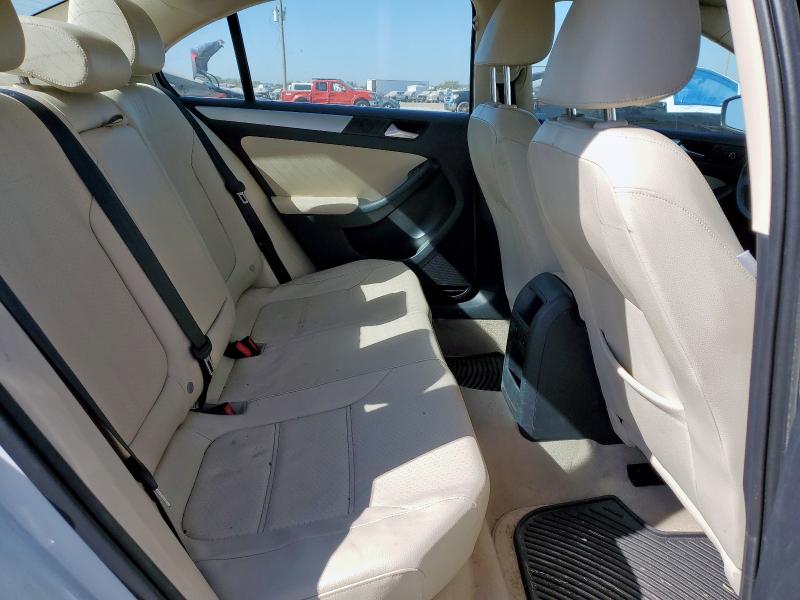 2014 VOLKSWAGEN JETTA SE - 3VWD07AJ9EM437806