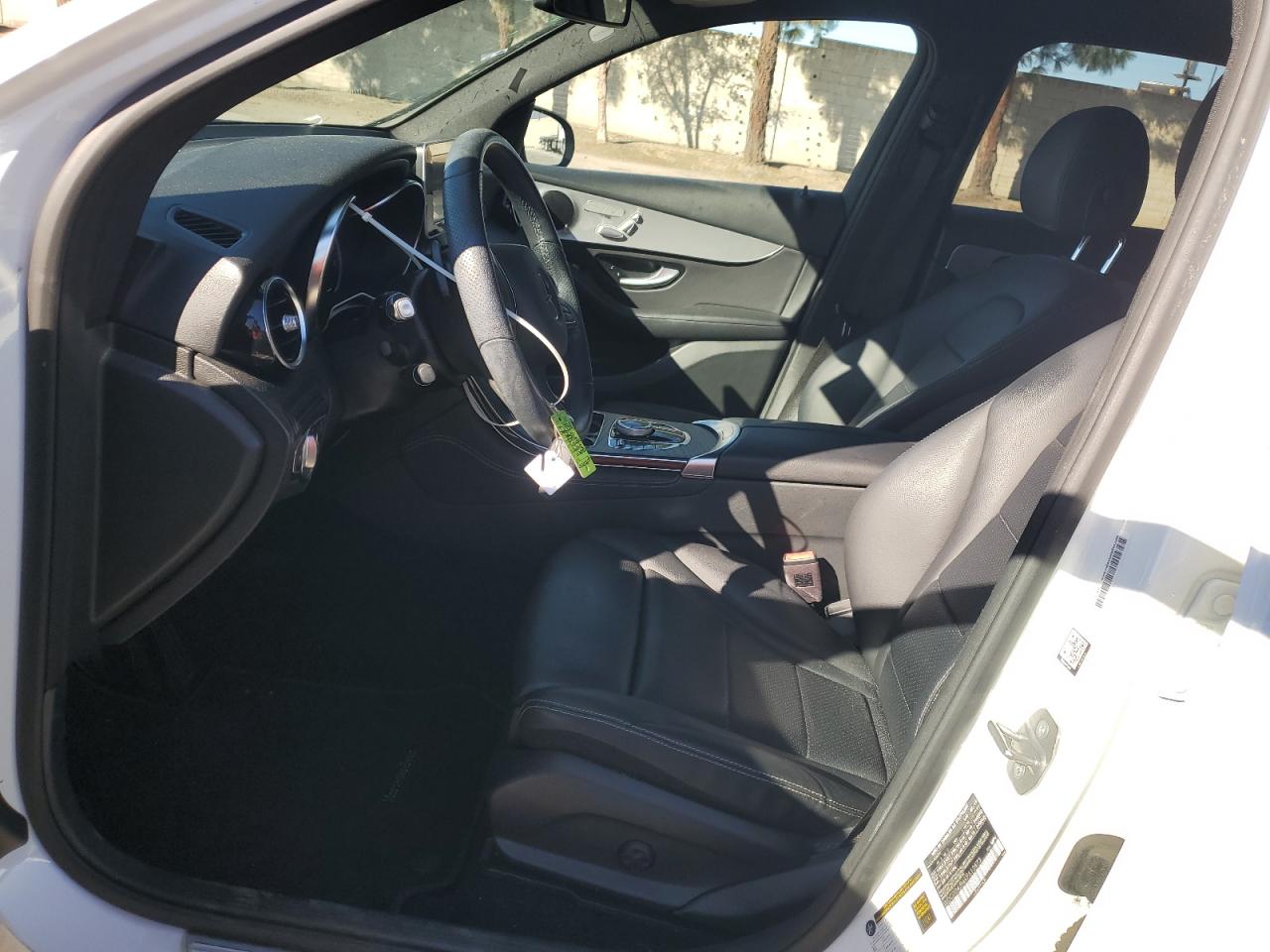 MERCEDES-BENZ GLC-CLASS 300