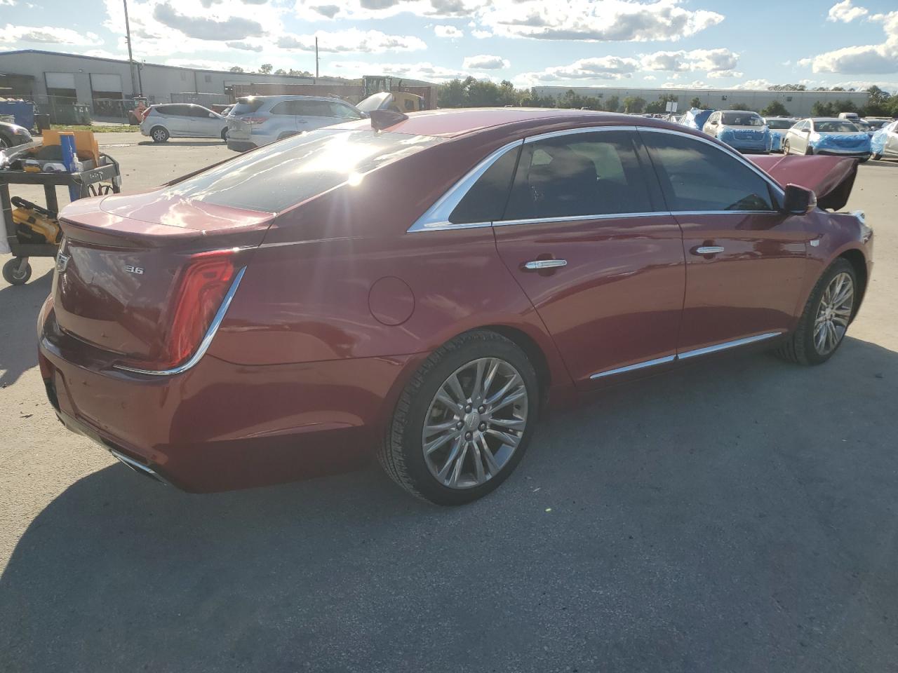 CADILLAC XTS LUXURY