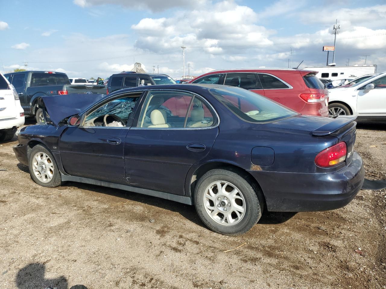 Lot #3302713035 2000 OLDSMOBILE INTRIGUE G