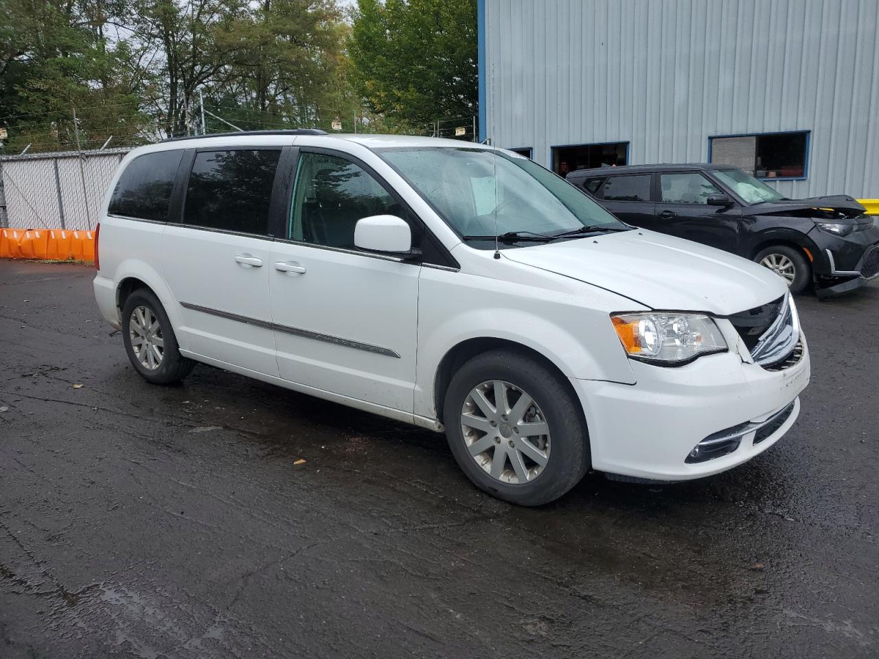 CHRYSLER TOWN & COUNTRY TOURING