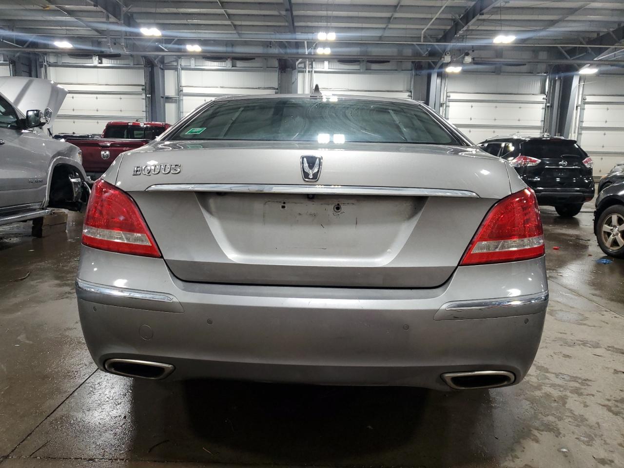 HYUNDAI EQUUS SIGNATURE