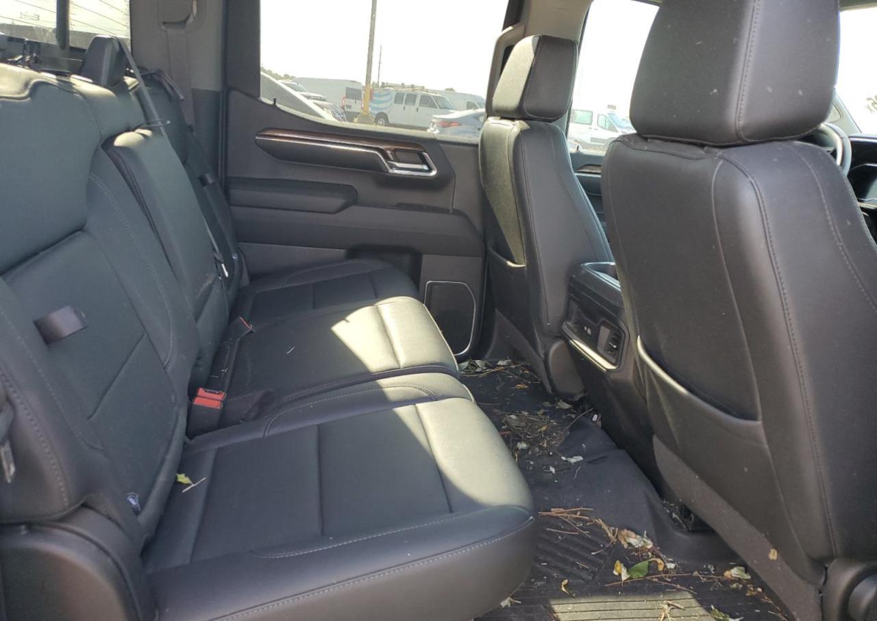 CHEVROLET SILVERADO K1500 RST