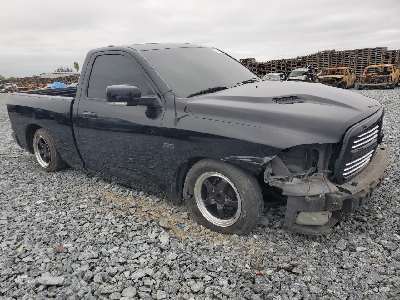 DODGE RAM 1500 SPORT