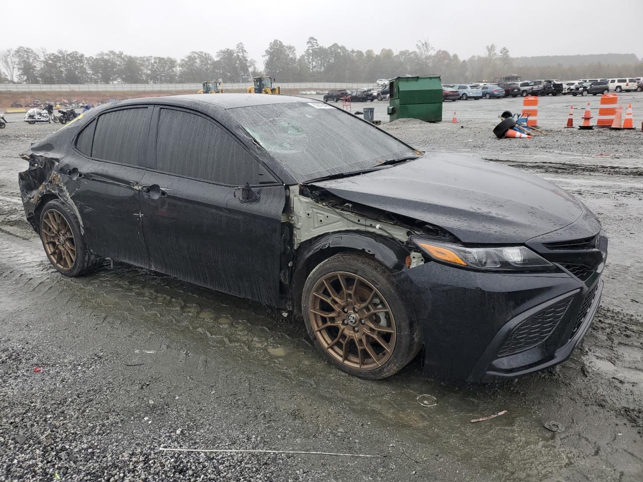 TOYOTA CAMRY SE NIGHT SHADE