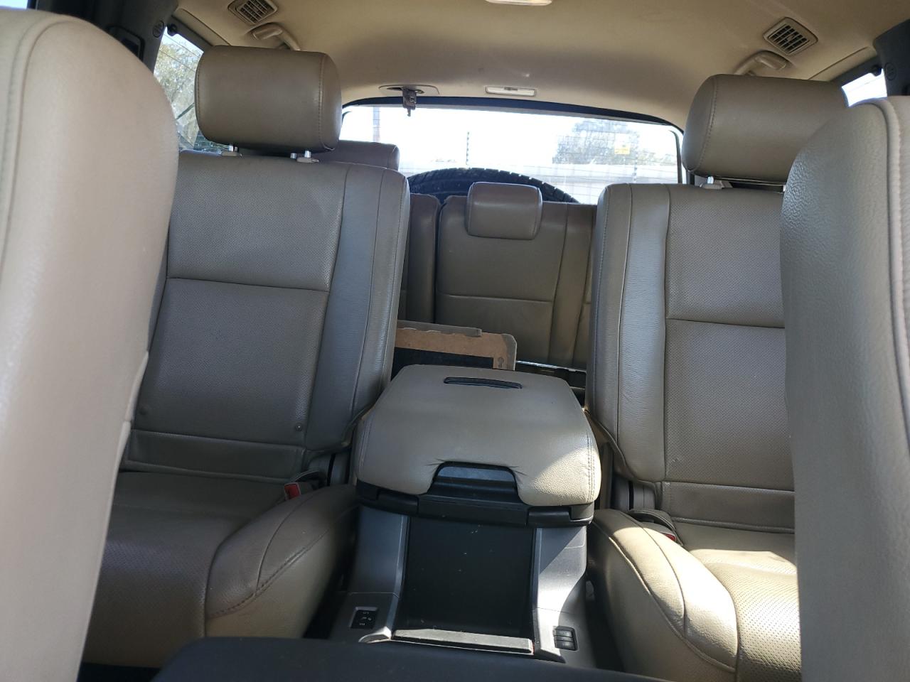 TOYOTA SEQUOIA PLATINUM