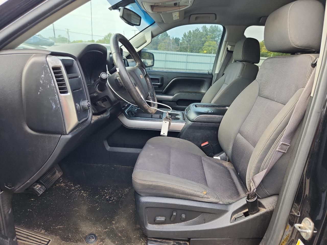 CHEVROLET SILVERADO C1500 LT