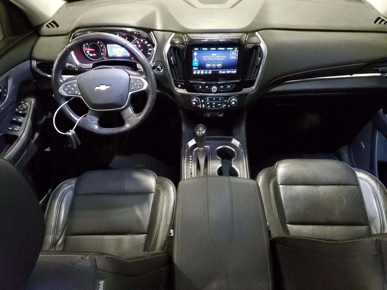 CHEVROLET TRAVERSE LT