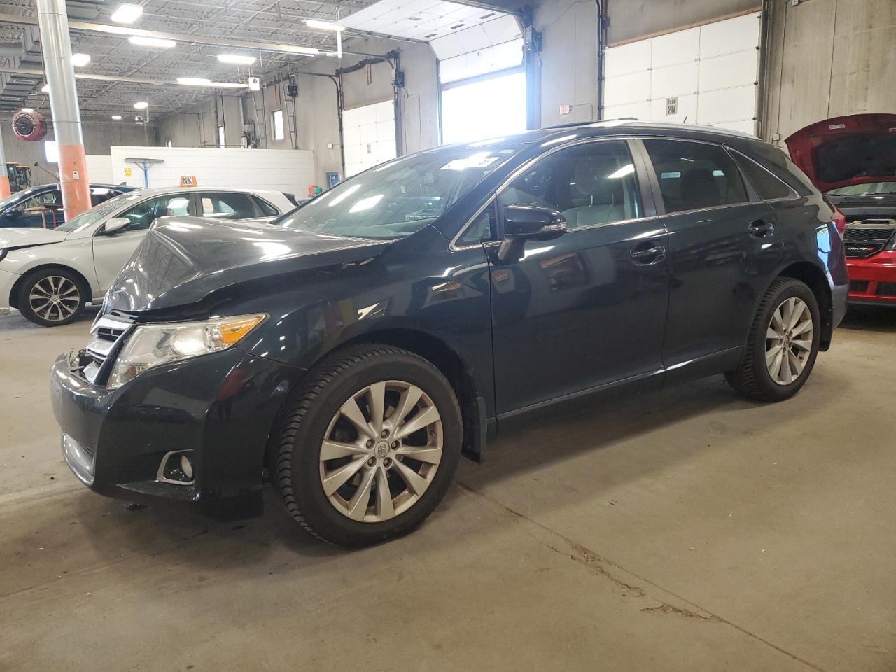 TOYOTA VENZA LE