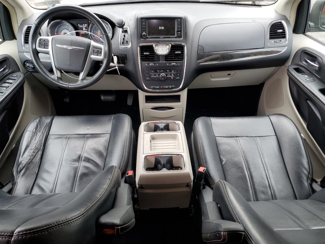 CHRYSLER TOWN & COUNTRY TOURING