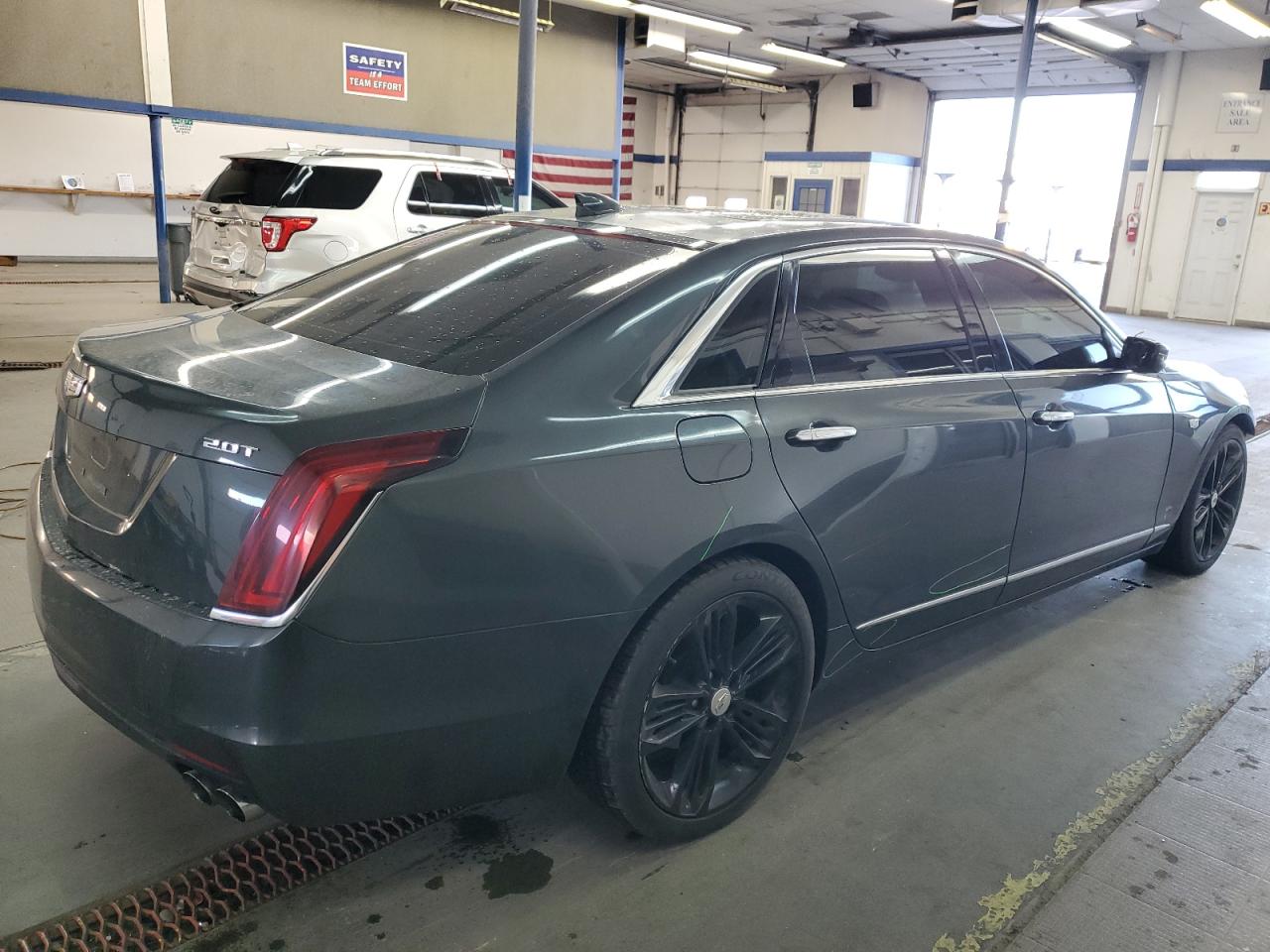 CADILLAC CT6