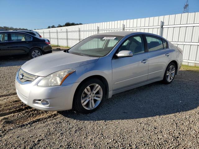 NISSAN ALTIMA SR