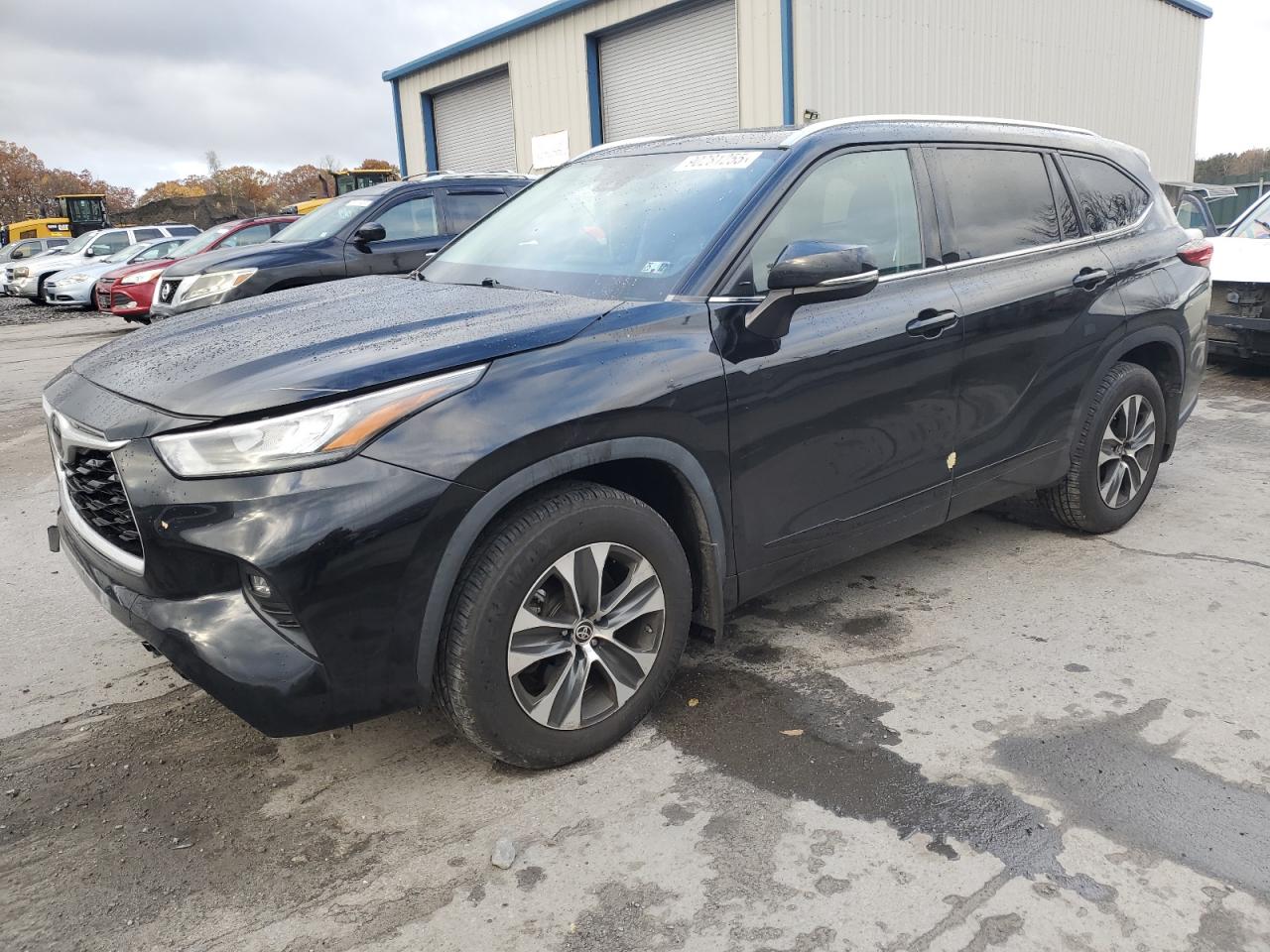 TOYOTA HIGHLANDER XLE