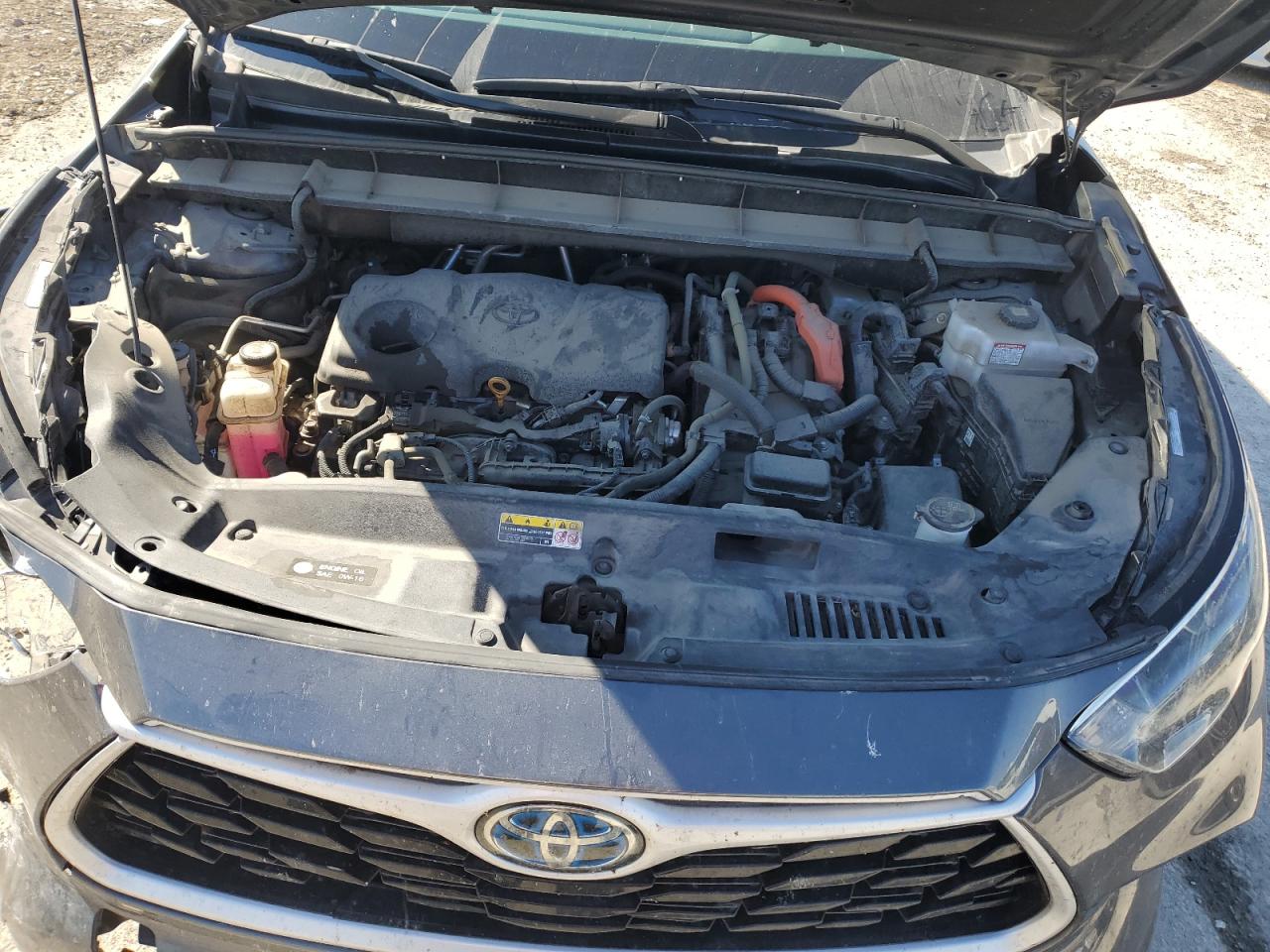 TOYOTA HIGHLANDER HYBRID LE