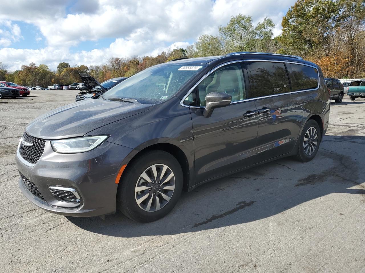 CHRYSLER PACIFICA TOURING L
